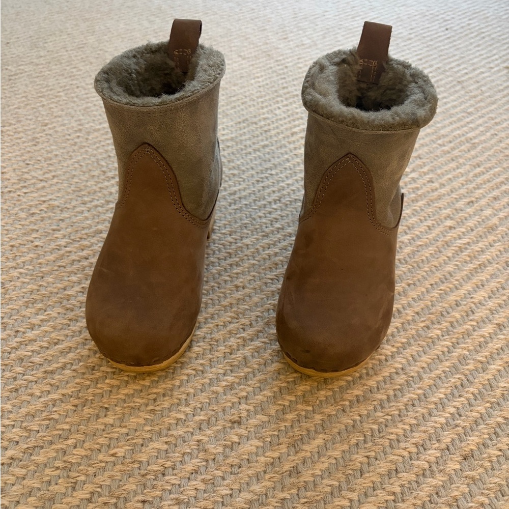 No. 6 Brown and Gray Ankle Boots